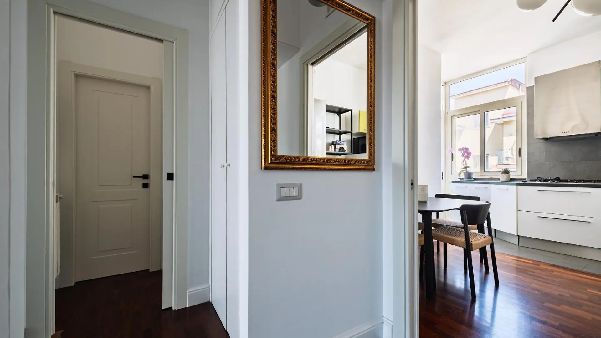 Via Domenico Fontana 81 Apartment Naples 0*,